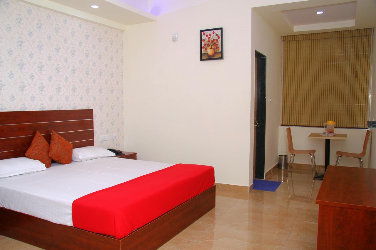 Karkal Hotel Kateel International מראה חיצוני תמונה
